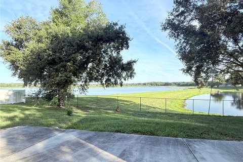 House in Ocoee, Florida 4 bedrooms, 230.3 sq.m. № 2237502 - photo 19