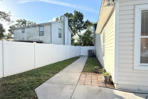 House in Ocoee, Florida 4 bedrooms, 230.3 sq.m. № 2237502 - photo 18