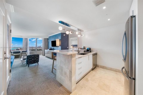 Copropriété à vendre à Miami Beach, Floride: 1 chambre, 93.09 m2 № 1946526 - photo 3