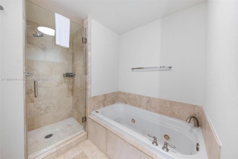 Copropriété à vendre à Miami Beach, Floride: 1 chambre, 93.09 m2 № 1946526 - photo 17