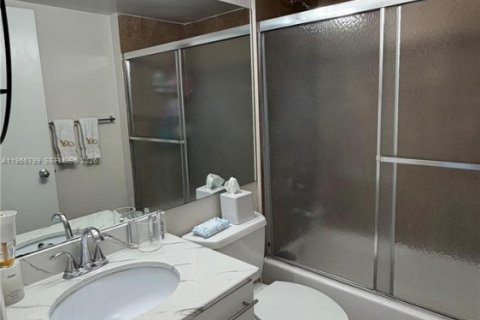 Снять в аренду кондоминиум в Авентура, Флорида 2 спальни, 98.66м2, № 2010690 - фото 20