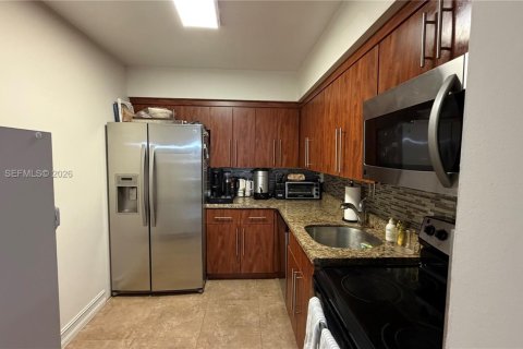 Снять в аренду кондоминиум в Авентура, Флорида 2 спальни, 98.66м2, № 2010690 - фото 9