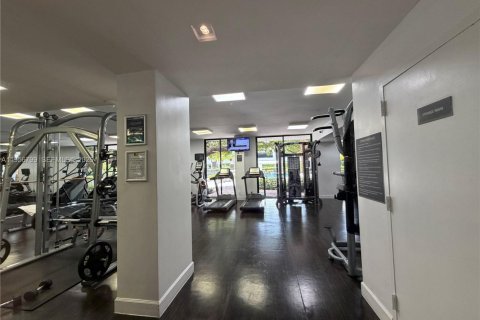Снять в аренду кондоминиум в Авентура, Флорида 2 спальни, 98.66м2, № 2010690 - фото 23