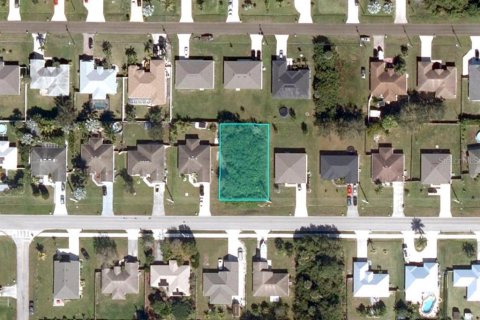 Land in Saint Lucie, Florida № 1908427 - photo 1