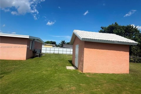 Villa ou maison à vendre à Miami, Floride: 3 chambres, 134.34 m2 № 2089555 - photo 8