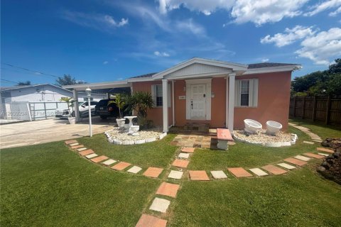 Villa ou maison à Miami, Floride 3 chambres, 134.34 m2 № 2089555