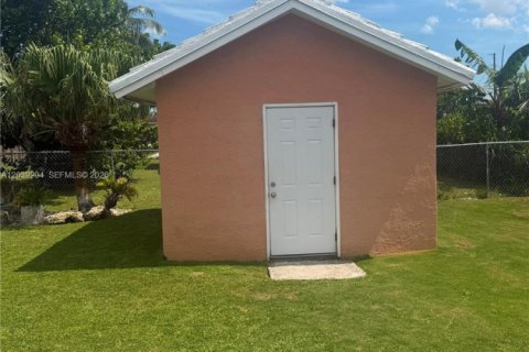 Villa ou maison à vendre à Miami, Floride: 3 chambres, 134.34 m2 № 2089555 - photo 3