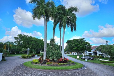 Condo in Coconut Creek, Florida, 1 bedroom  № 2382917 - photo 22