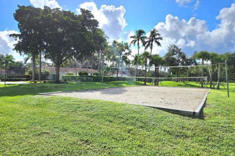 Condo in Coconut Creek, Florida, 1 bedroom  № 2382917 - photo 16