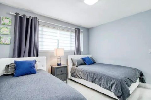 Купить виллу или дом в Холливуд, Флорида 3 комнаты, 158.03м2, № 2147337 - фото 8