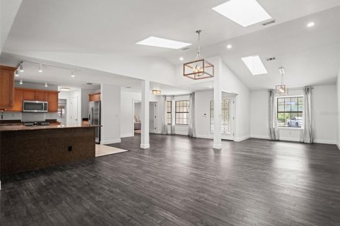 Villa ou maison à vendre à Sanford, Floride: 4 chambres, 342.53 m2 № 2431043 - photo 19