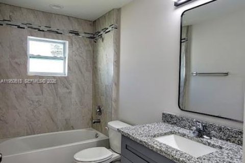 House in LaBelle, Florida 3 bedrooms, 155.52 sq.m. № 2062459 - photo 10