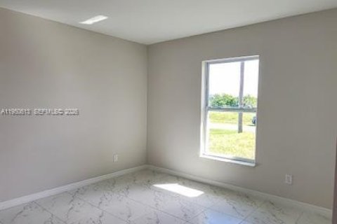 House in LaBelle, Florida 3 bedrooms, 155.52 sq.m. № 2062459 - photo 9