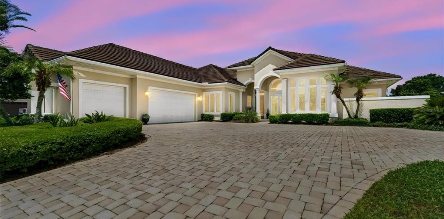 Casa en Dade City, Florida 3 dormitorios, 288.83 m2 № 2219315