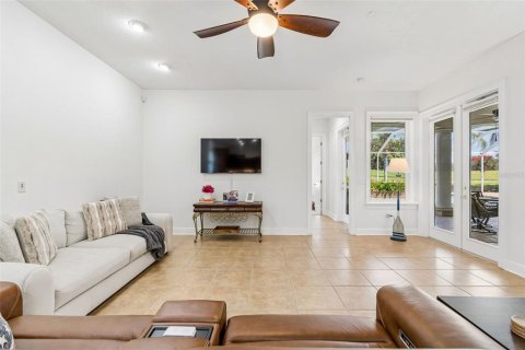 Casa en venta en Dade City, Florida, 3 dormitorios, 288.83 m2 № 2219315 - foto 21