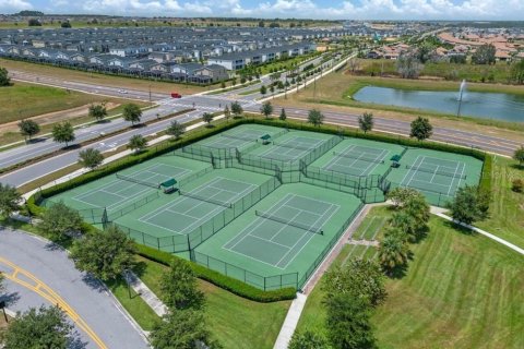 Adosado en venta en Davenport, Florida, 4 dormitorios, 176.7 m2 № 2112367 - foto 19