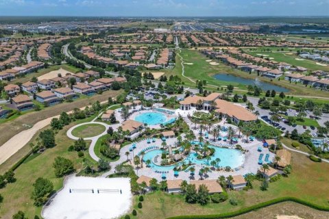Adosado en venta en Davenport, Florida, 4 dormitorios, 176.7 m2 № 2112367 - foto 23
