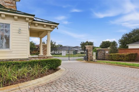 House in Davenport, Florida 4 bedrooms, 260.96 sq.m. № 2231747 - photo 3