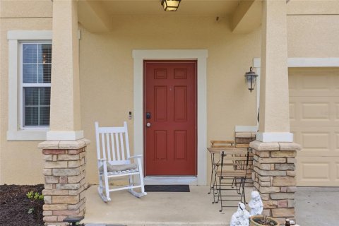 House in Davenport, Florida 4 bedrooms, 260.96 sq.m. № 2231747 - photo 7