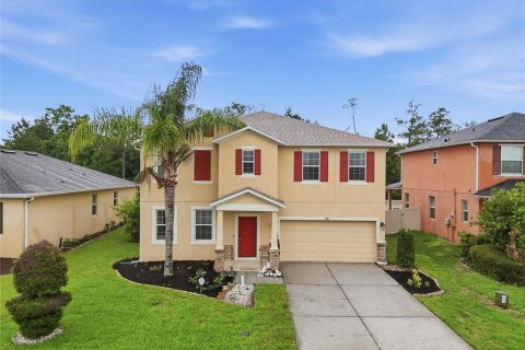 House in Davenport, Florida 4 bedrooms, 260.96 sq.m. № 2231747 - photo 5