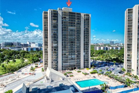 Condo in Aventura, Florida, 2 bedrooms  № 1951708 - photo 4