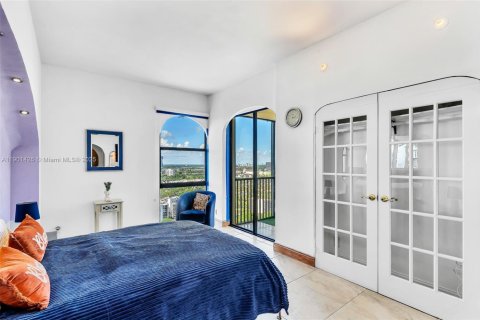 Condo in Aventura, Florida, 2 bedrooms  № 1951708 - photo 26