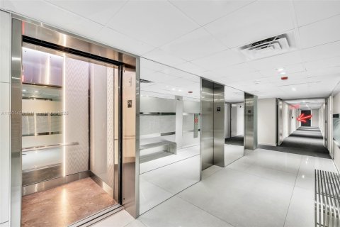 Condo in Aventura, Florida, 2 bedrooms  № 1951708 - photo 7
