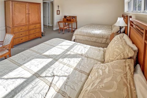 Casa en venta en Aventura, Florida, 4 dormitorios, 243.59 m2 № 1935622 - foto 12