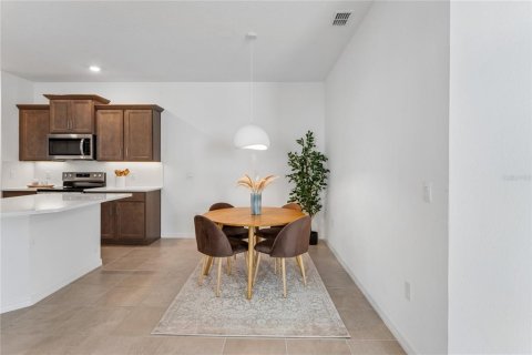 House in Wesley Chapel, Florida 3 bedrooms, 147.44 sq.m. № 2396219 - photo 22