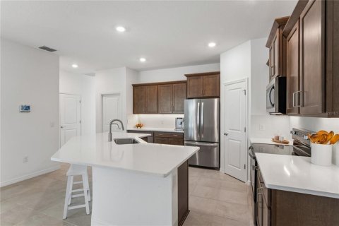 House in Wesley Chapel, Florida 3 bedrooms, 147.44 sq.m. № 2396219 - photo 18