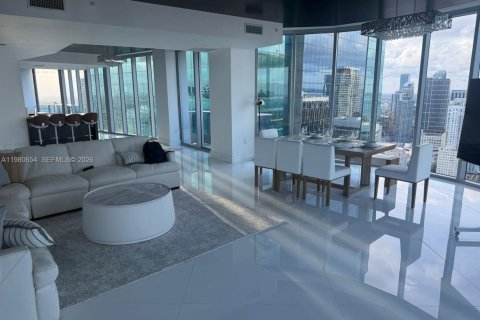 Condominio en venta en Miami, Florida, 2 dormitorios, 228.26 m2 № 2043880 - foto 2