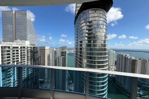 Condominio en venta en Miami, Florida, 2 dormitorios, 228.26 m2 № 2043880 - foto 25