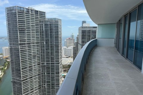 Condominio en venta en Miami, Florida, 2 dormitorios, 228.26 m2 № 2043880 - foto 18