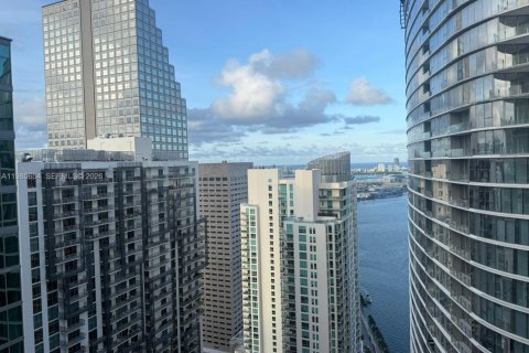 Condominio en venta en Miami, Florida, 2 dormitorios, 228.26 m2 № 2043880 - foto 20