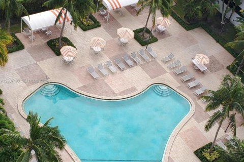 Copropriété à vendre à Sunny Isles Beach, Floride: 1 chambre, 93.37 m2 № 2071817 - photo 3