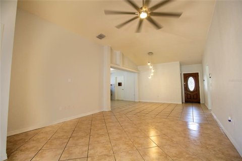 Casa en venta en Valrico, Florida, 4 dormitorios, 136.29 m2 № 1750569 - foto 7