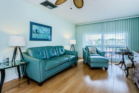 Condo in Dunedin, Florida, 2 bedrooms № 2233210 - photo 5