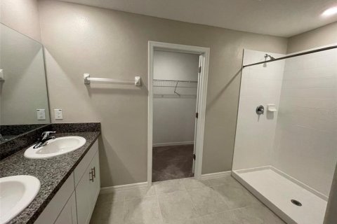 Casa en alquiler en Tampa, Florida, 5 dormitorios, 210.33 m2 № 1832101 - foto 13
