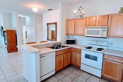 Duplex in Poinciana, Florida 2 bedrooms, 108.79 sq.m. № 1724671 - photo 11