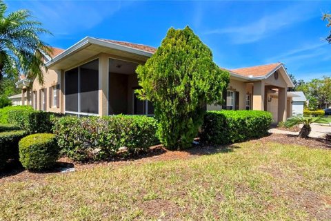Duplex in Poinciana, Florida 2 bedrooms, 108.79 sq.m. № 1724671 - photo 27
