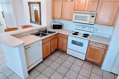 Duplex in Poinciana, Florida 2 bedrooms, 108.79 sq.m. № 1724671 - photo 12
