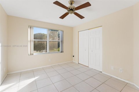 Снять в аренду таунхаус в Пемброк-Пайнс, Флорида 2 спальни, 104.05м2, № 2051335 - фото 12