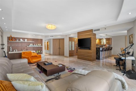 Condo in Sunny Isles Beach, Florida, 3 bedrooms № 2186255 - photo 5