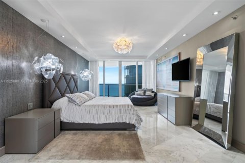 Condo in Sunny Isles Beach, Florida, 3 bedrooms № 2186255 - photo 9
