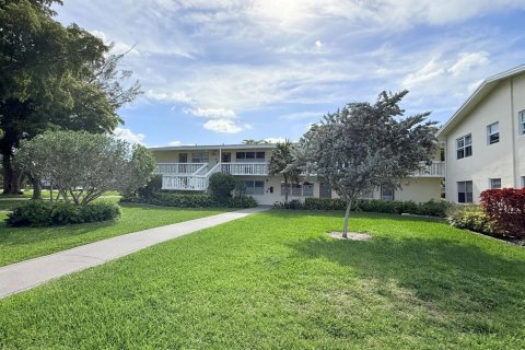 Condominio en Deerfield Beach, Florida, 1 dormitorio  № 2147174