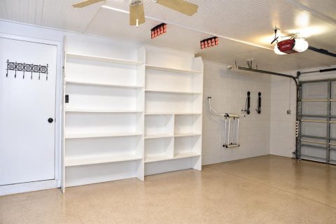 House in Saint Petersburg, Florida 2 bedrooms, 92.62 sq.m. № 2419834 - photo 30
