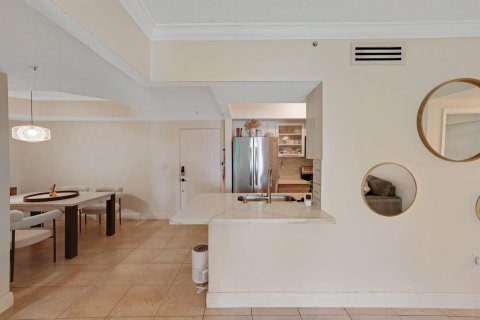 Condo in Pembroke Pines, Florida, 3 bedrooms № 2249886 - photo 9