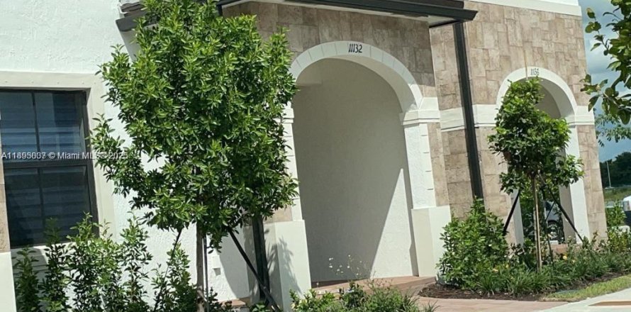 Touwnhouse à Hialeah, Floride 3 chambres, 153.29 m2 № 1946715