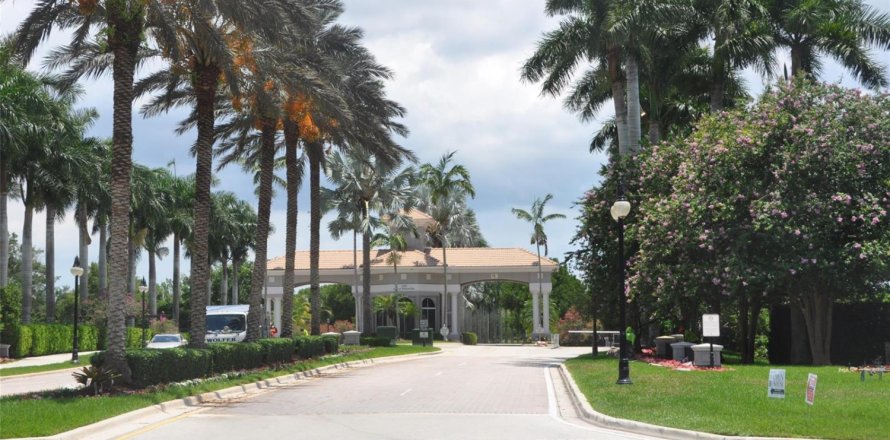 Villa ou maison à Weston, Floride 4 chambres, 230.03 m2 № 2087629