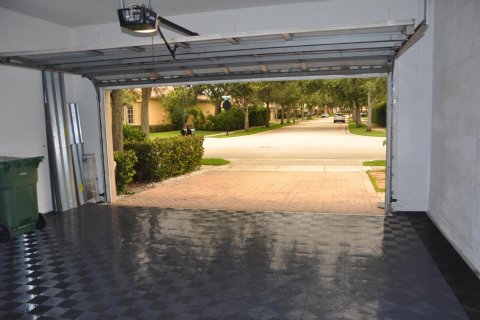 Villa ou maison à louer à Weston, Floride: 4 chambres, 230.03 m2 № 2087629 - photo 20